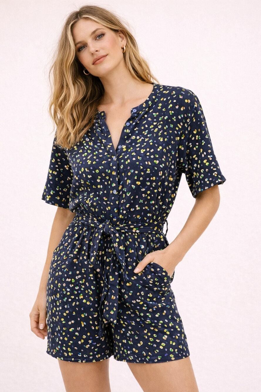 The Good Jane belted dotted short sleeve romper medium NWT (some fabric pulls)